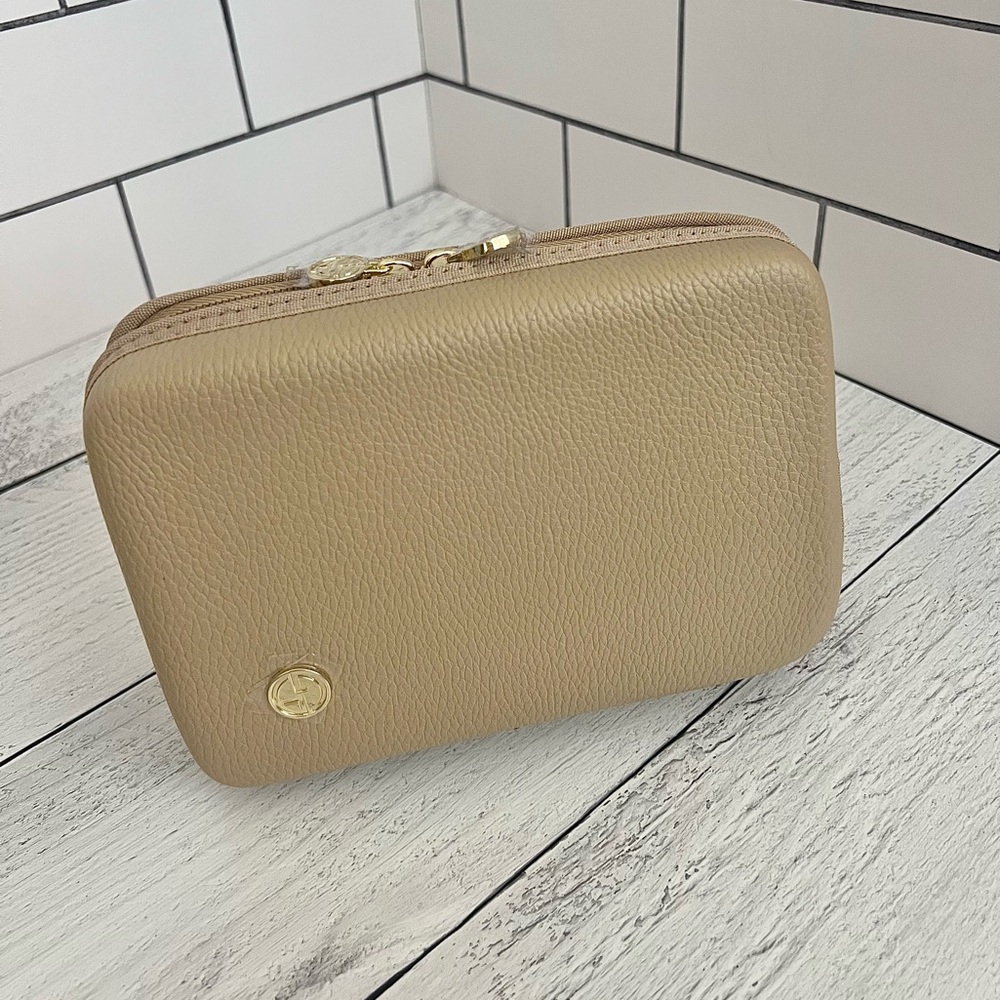 Eva Air Giorgio Armani Amenities Kit